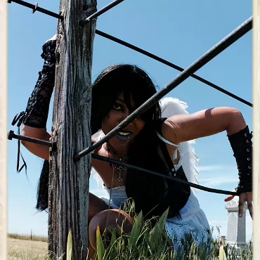Ningyoo - Fallen Angel Our first shoot and everything went according to plan! Ningyoo, is a wonderful person but she also oozes modeling tallent . This was our first shoot together,...